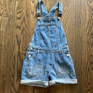 Gap short overalls